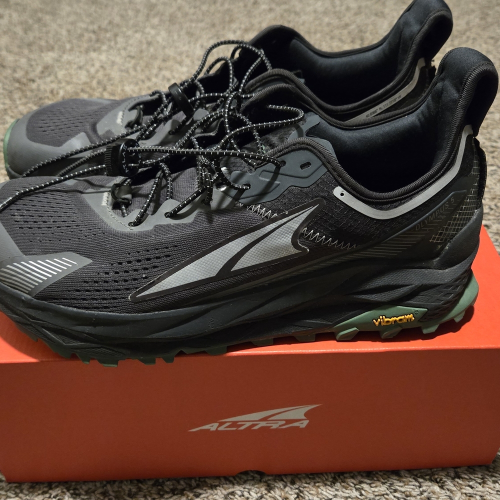 Altra Men's Gray and Black Trail Running Shoes